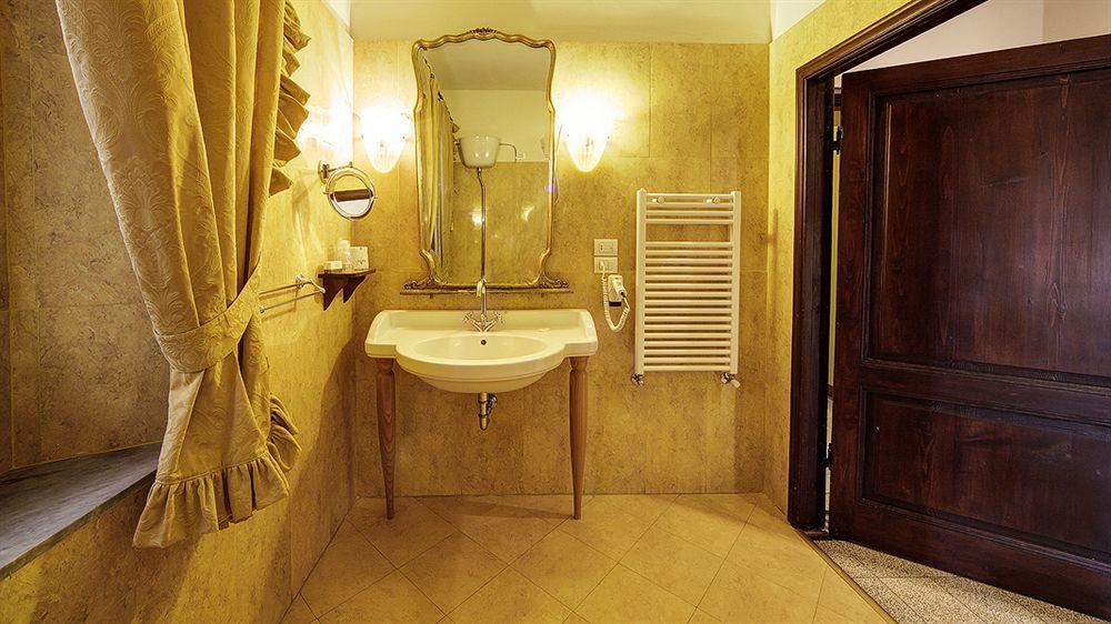 I Portici Hotel - Residenza D'Epoca Arezzo Luaran gambar