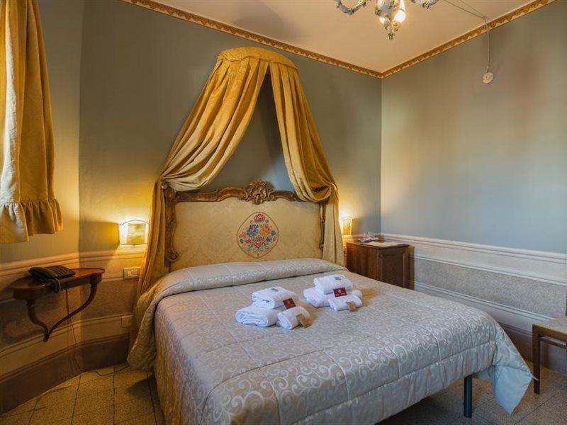 I Portici Hotel - Residenza D'Epoca Arezzo Luaran gambar