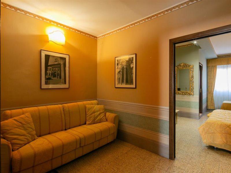 I Portici Hotel - Residenza D'Epoca Arezzo Luaran gambar