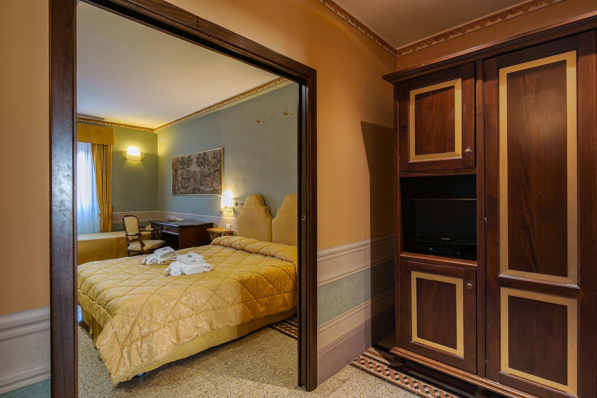 I Portici Hotel - Residenza D'Epoca Arezzo Luaran gambar