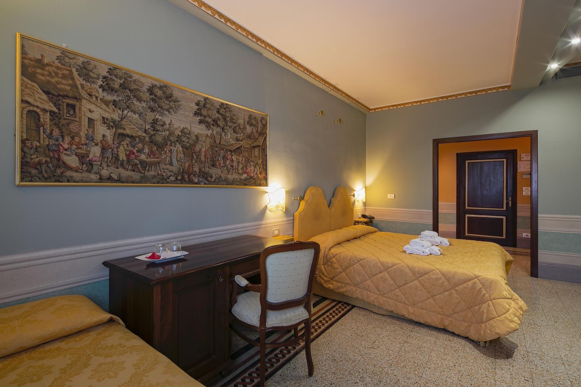 I Portici Hotel - Residenza D'Epoca Arezzo Luaran gambar