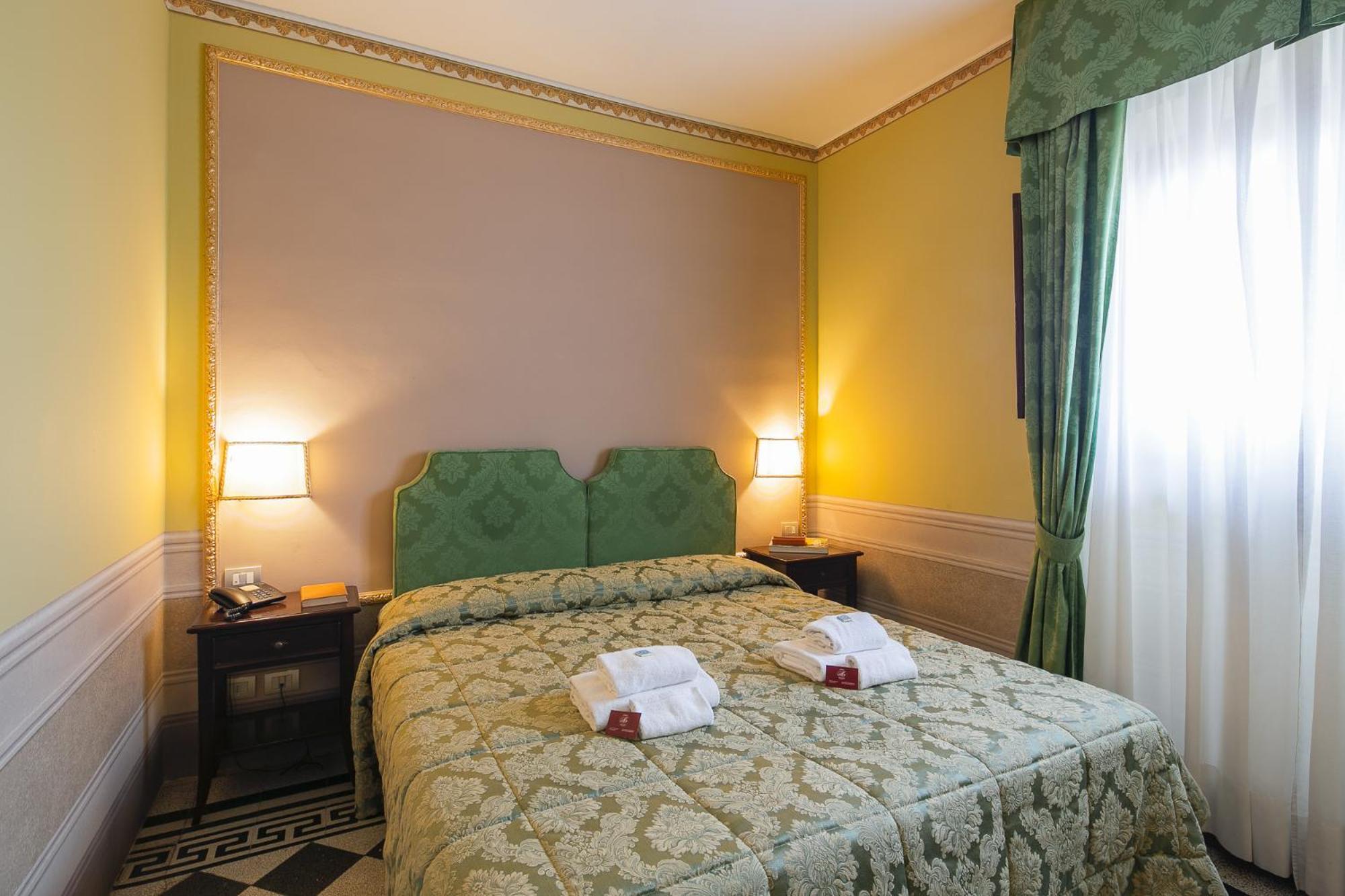 I Portici Hotel - Residenza D'Epoca Arezzo Luaran gambar